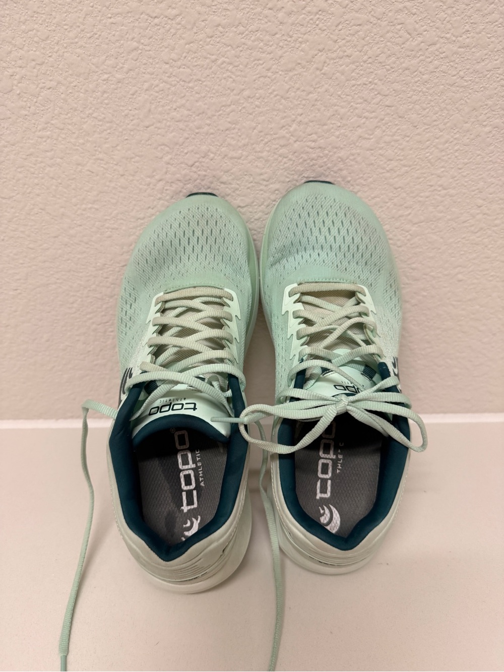 Topo Athletic Women’s Mint Lace-Up Training Shoes